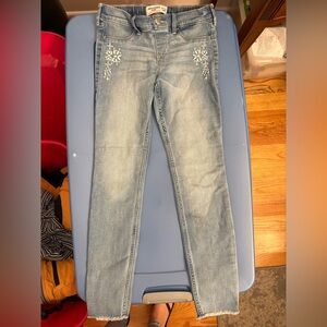 American Eagle Outfitters Light Blue Skinny Jeans